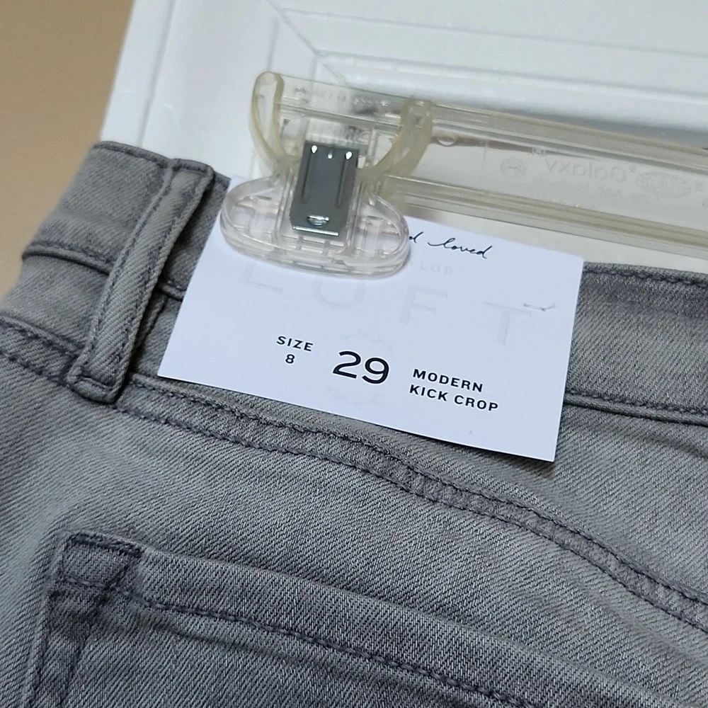 Loft Women's Kick Crop Jeans - Picture 3 of 3